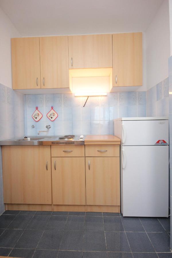 Apartments With Wifi Vis - 8435 ภายนอก รูปภาพ